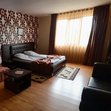 Alegra Hotel 4*